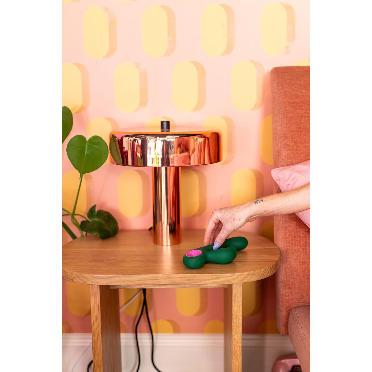 V5H41D706136168CA4C31DE7AB63AB8B00ER5497575P9