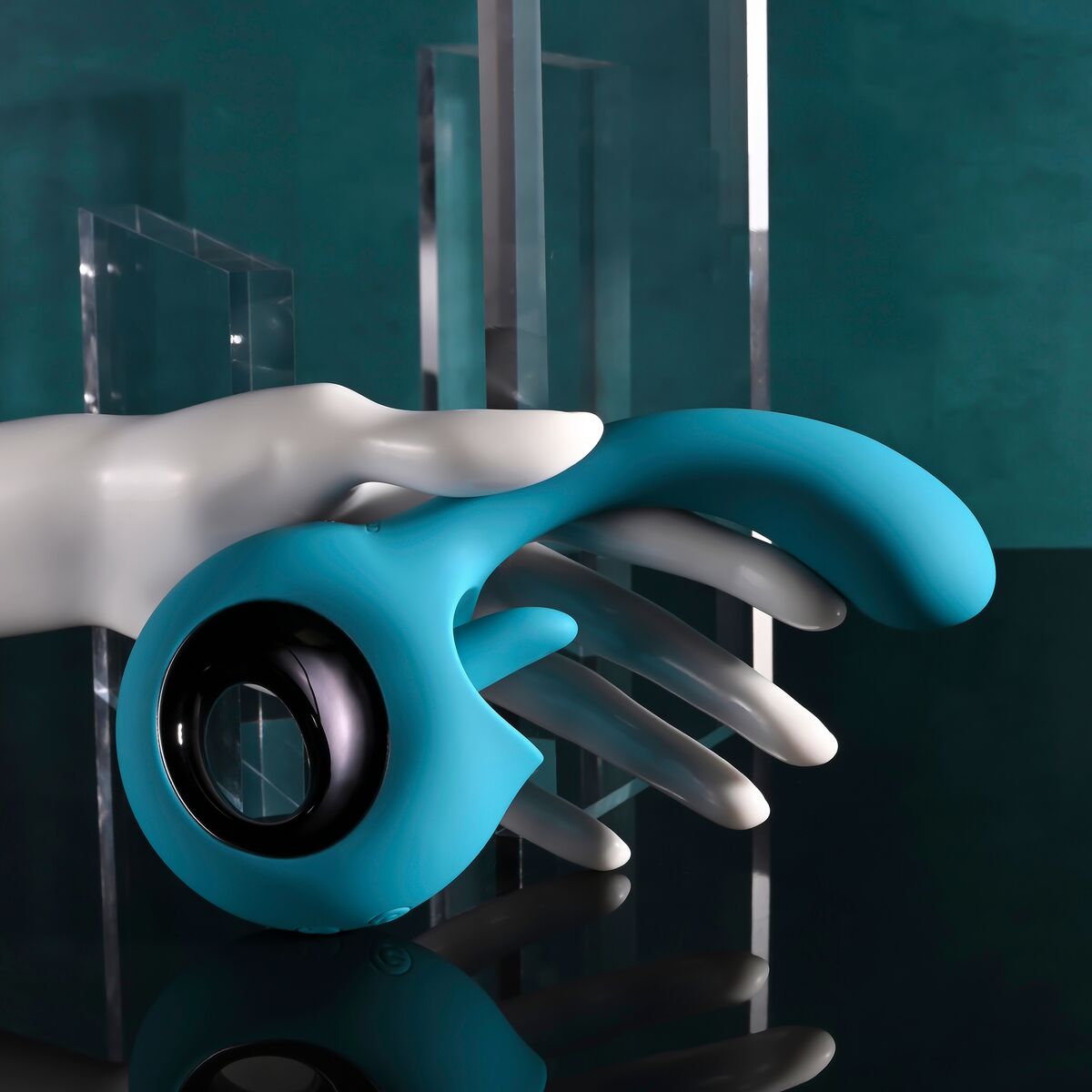 V4HCEAAB0194006DBEB947132654F5C83DAR5547930P5